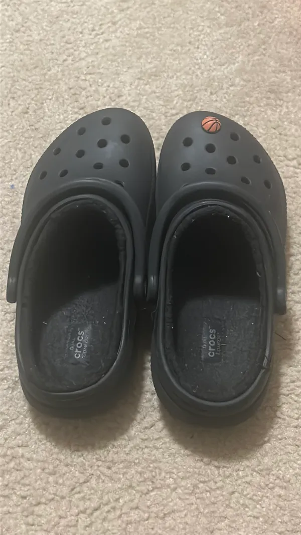 Black Fuzzy Crocs Men’s 6/ Women’s 8 - Image 5