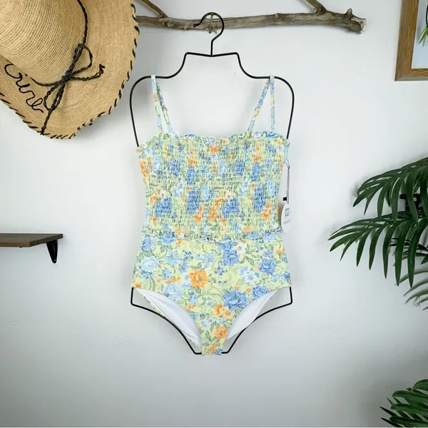Lost and Wander Mountain Bloom Smocked One Piece Swimsuit Swimwear Size S - Image 4