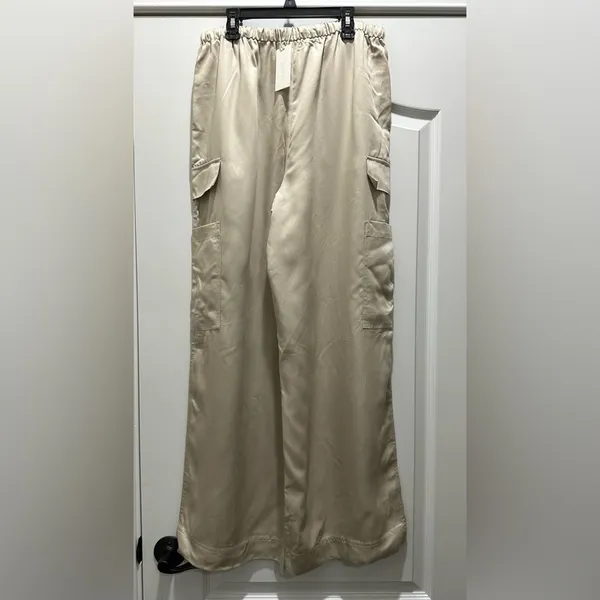 Z Supply New with tabs khaki cargo pants Womens wide‎ leg pants Size Large - Image 6