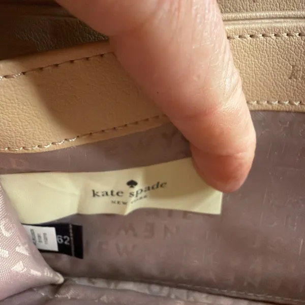 KATE SPADE NEW YORK STRIPED ENVELOPE WALLET - Image 6
