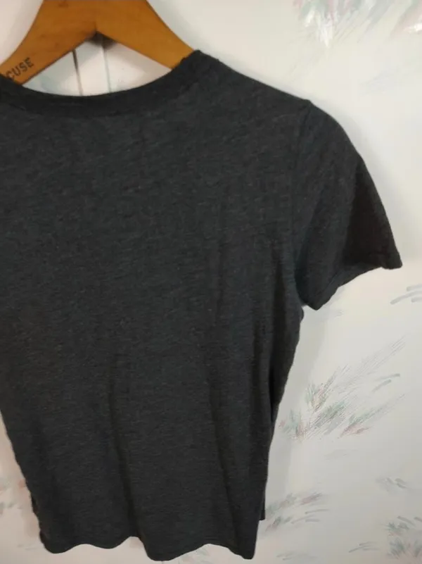 Aeropostale Y2K Gray Tee - Image 8