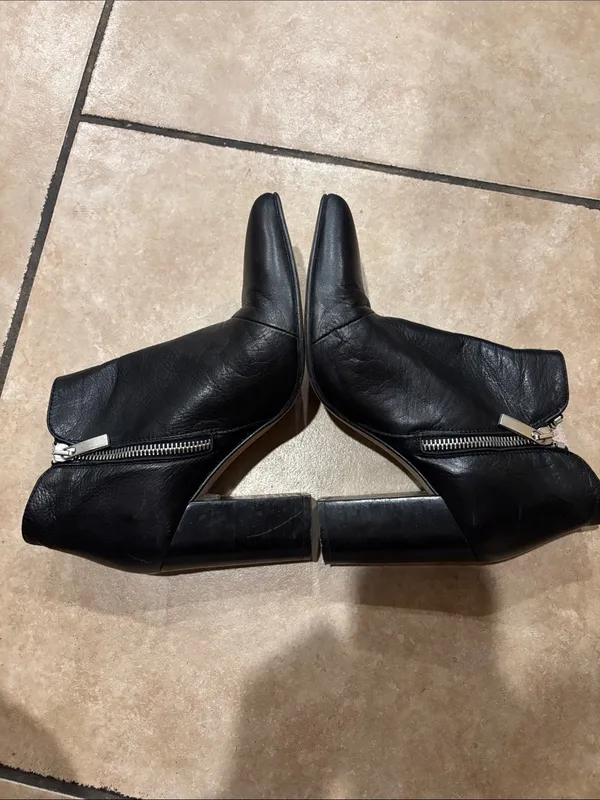 Zara Pointed Toe Black Leather Heeled Booties - Image 6
