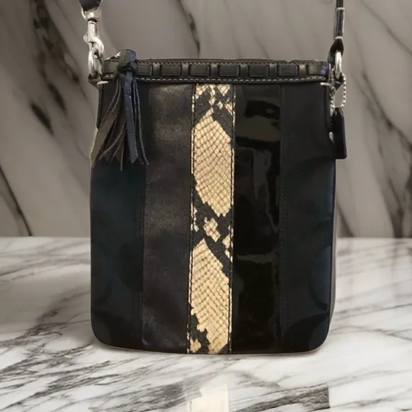 COACH Hampton Swingpack Signature Jacquard Stripe Python Patent Leather - Image 2