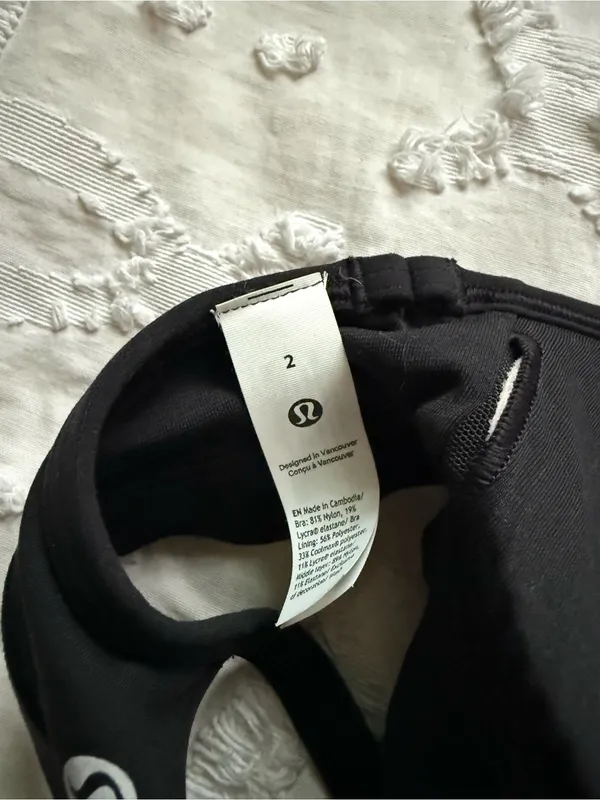 Lululemon black sports bra - Image 4