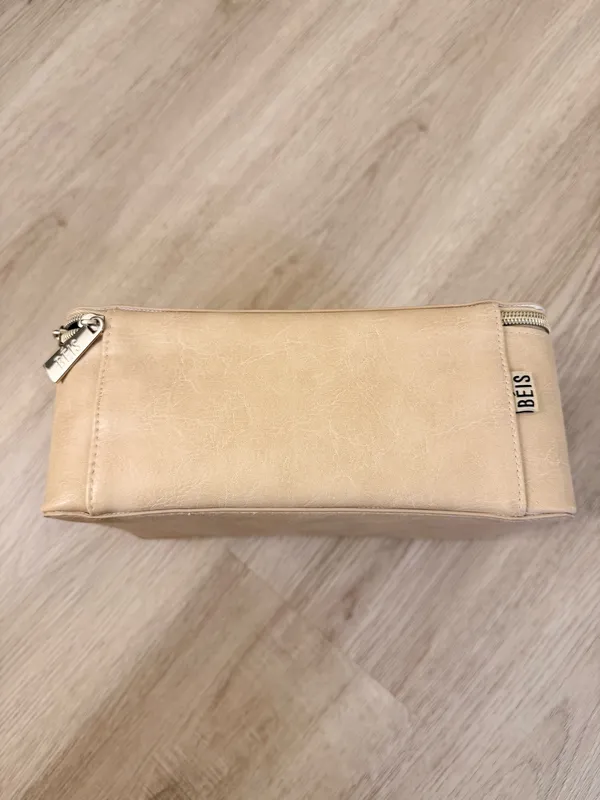 BEIS The Cosmetic Case in Beige - Image 3