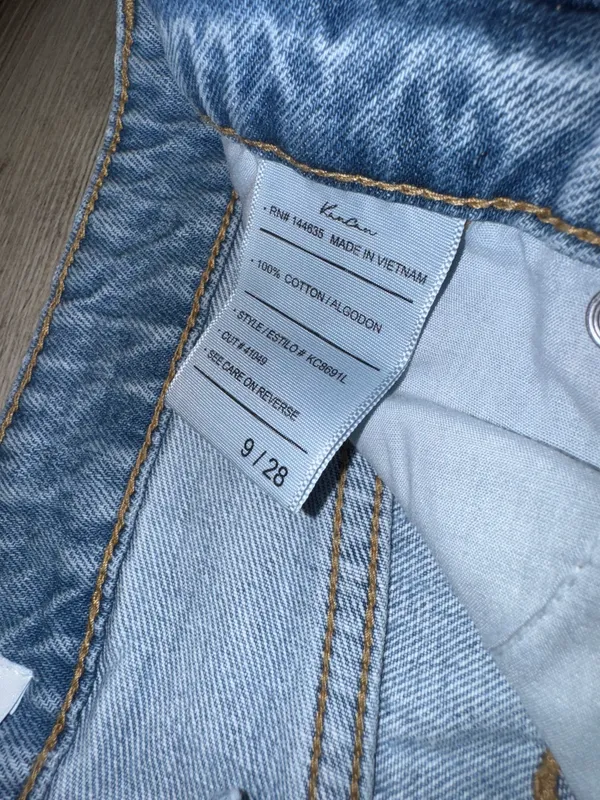 KanCan Ripped Jeans - Image 3