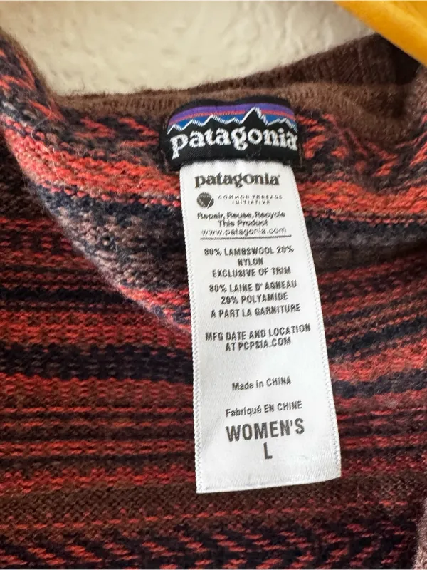 Patagonia Large Nordic Sweater Brown Coral No Belt - Image 2