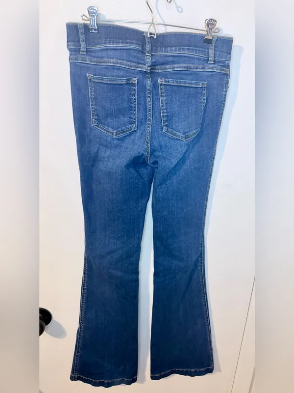 Spanx High Rise Flare Jeans Large Midnight Shade Pull On Shaping 20327R - Image 8