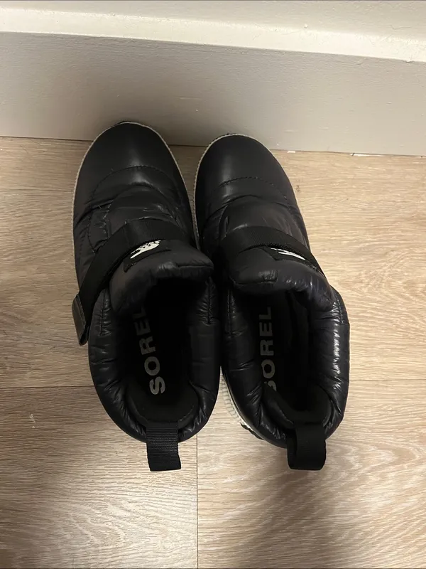 SOREL ONA RMX Waterproof Women's Puffy Strap Bootie Black Snow Boots, Size 9 - Image 6