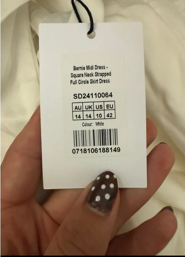 NWT Showpo KHARI MIDI DRESS size 10 - Image 4