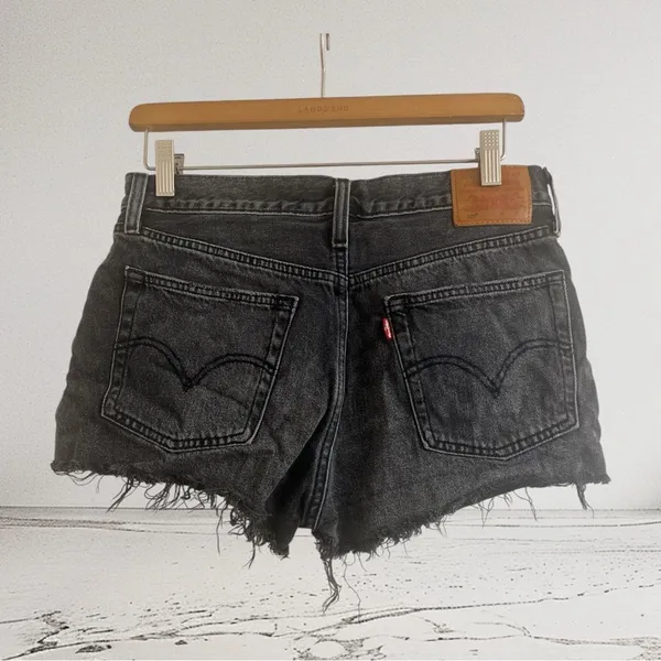 ✨Levi’s 501 Cut Off Sz 27 Shorts Trashed Black Jeans Distressed✨ - Image 7
