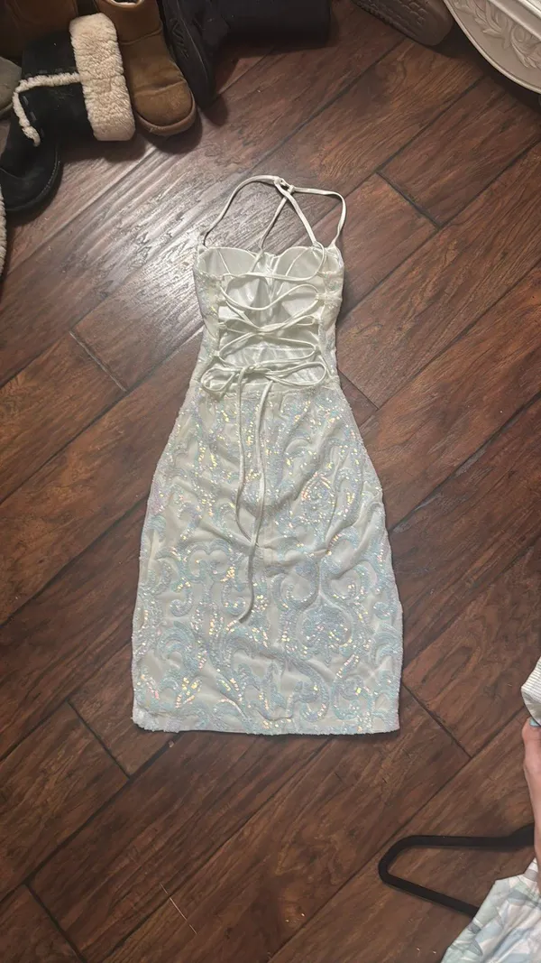 White Hoco Dress Size xs - Image 2