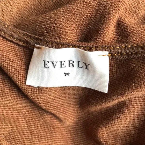 Everly small dress like new - Image 5