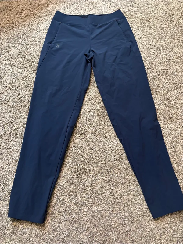 On Clouds Lightweight Pants size XS Blue - Image 2