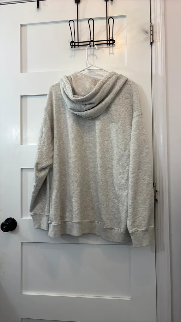 Hollister Medium Grey Zip Up Hoodie - Image 5