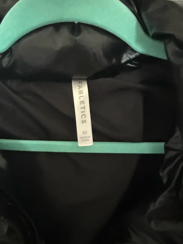 Fabletics Black Puffer Jacket - Image 3