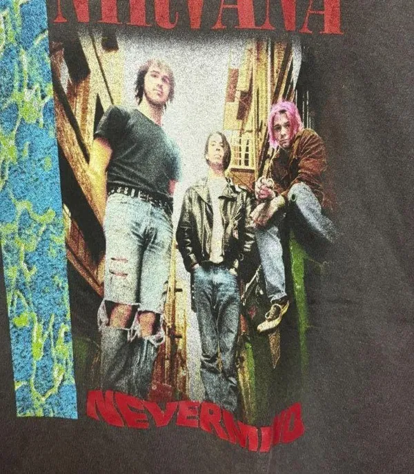 Nirvana Never Mind Live Grunge Tshirt Size Large  - Image 2