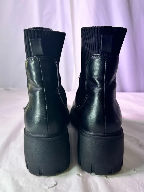 Steve Madden Black Chunky Chelsea Ankle Boots - Image 9