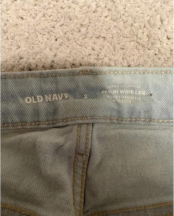 Old Navy Jeans Sky-Hi Wide-Leg - Image 4