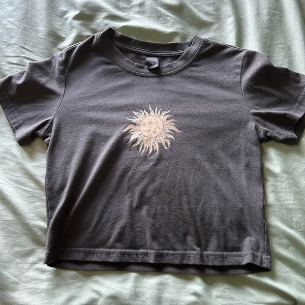 Sun Graphic T - Image 3