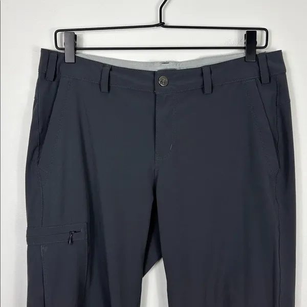 REI Cargo Hiking Pants Wide Leg Women’s Size 8 Charcoal Gray Zipper Pockets - Image 2
