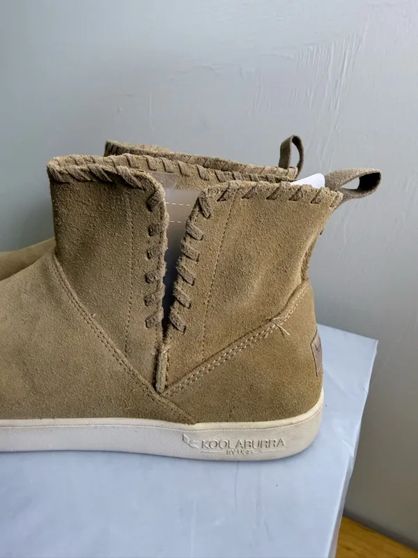Koolaburra by‎ UGG Rylee Boot Women's Tan Brown Fashion Suede Ankle Bootie 11 - Image 2
