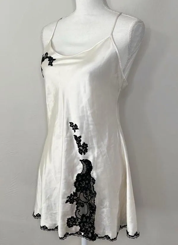 Victoria’s Secret Y2K Slip Dress - Image 2