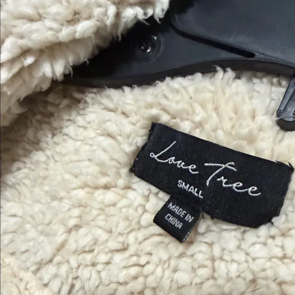 Love Tree beige Sherpa full zip cozy comfy Vest - Image 5