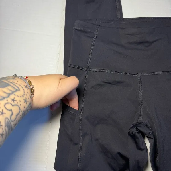 Lululemon Fast & Free Leggings With Pockets 7/8 Length 24" - Image 3