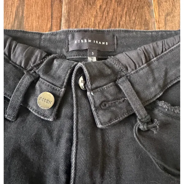 Risen Jeans Black Distressed Crossover Denim Shorts Size‎ Small NWT - Image 8