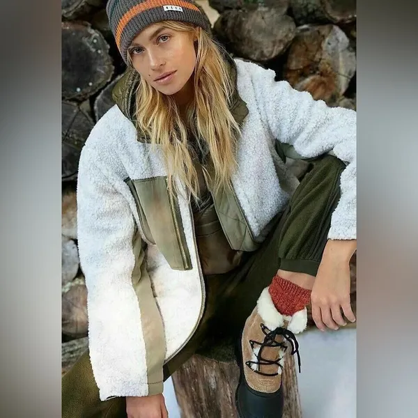 NWT Free People Rivington Sherpa jacket in green cream desert combo - Image 2