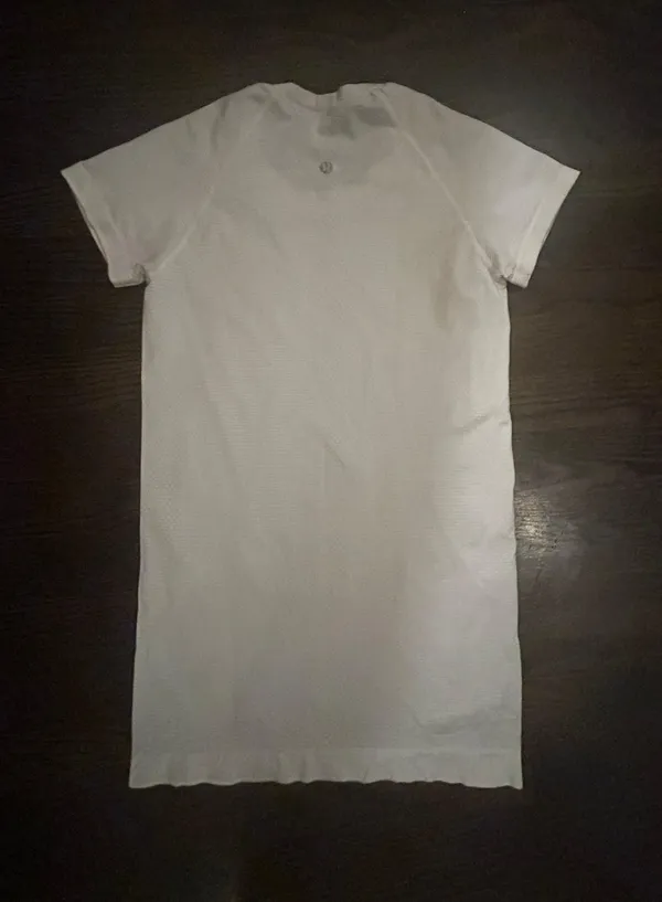 Lululemon Swiftly Tech Short Sleeve - Image 2