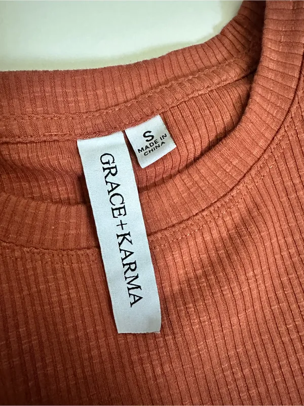 Grace + Karma Rust Burnt Orange Ribbed Flutter Sleeve Top Small Fall Boho - Image 4