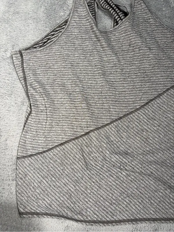 North face Striped Gray Tank Top XL - Image 3