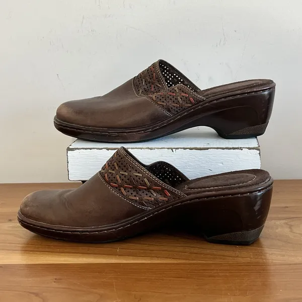 Croft & Barrow Dianna Brown Leather Upper Block Heel‎ Mules W Weaving Accent 6.5 - Image 2