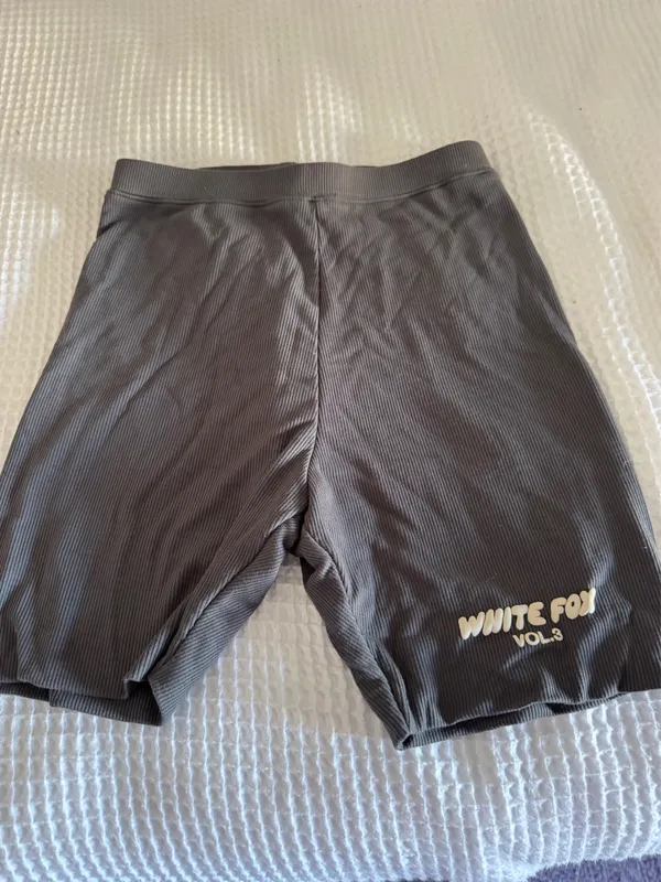 White Fox Bike Shorts Ribbed - Image 2