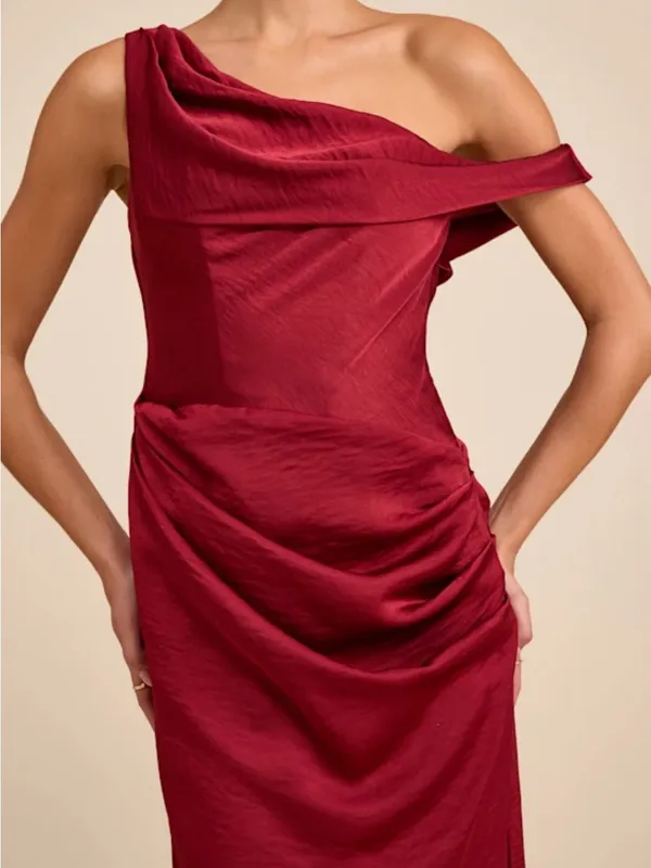 Lulu's One-Shoulder Burgundy Satin Evening Dress - Image 2