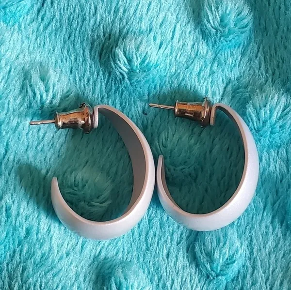 Vintage earrings​ Silver - Image 2