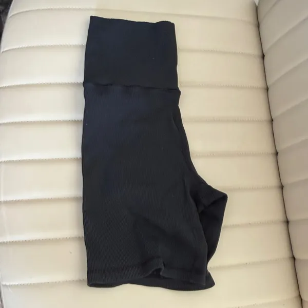 Aerie Ribbed Shorts Women's Black Bottoms stretchy Small/Medium - Image 5