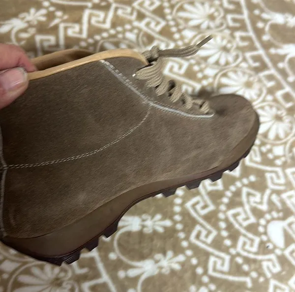 Vintage Vasque Womens Sz 7.5M Hiking Boot Beige Suede Skywalk 7546 Made in Italy - Image 4