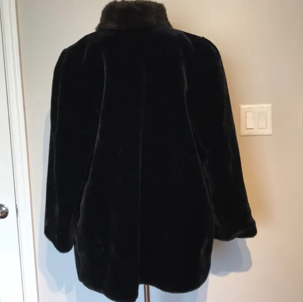 Vintage Faux Fur Evening Formal fuzzy teddy Whimsygoth shearling soft cozy warm coat jacket - Image 4