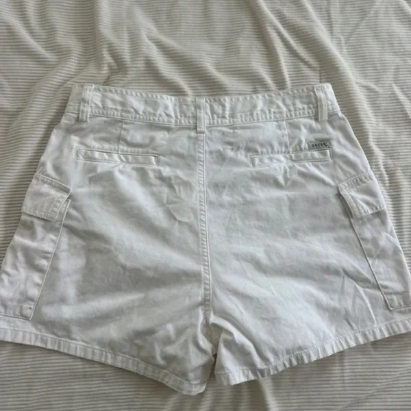 Guess White Women's Cargo Shorts - Utility Pocket Style - Image 4