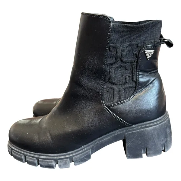 Guess Keva Booties Lugged Sole Chelsea Boots in Black - Image 6