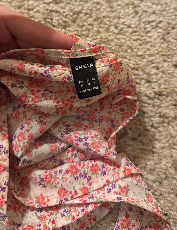 SheIn Floral Halter Top - Image 2