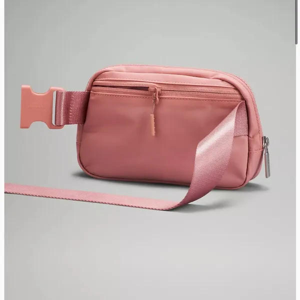 NWT pastel pink lululemon‎ belt bag - Image 4