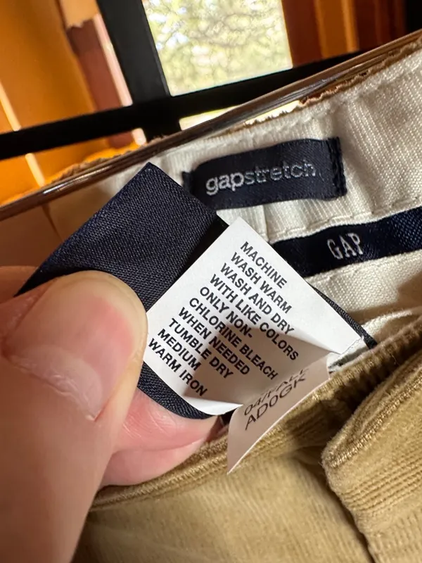 NWT GAP GapStretch Corduroy Pants Size 2R Tan Low Rise Straight Modern Fit - Image 6