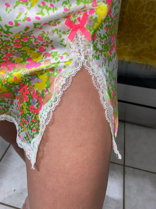 Vintage Victoria Secret Lingerie Slip Size M - Image 6