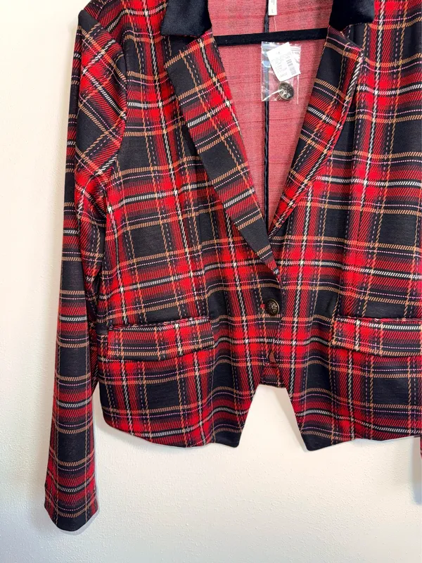 Maurices Tartan Plaid Cropped Blazer Red Black Velvet Collar NWT - Image 5