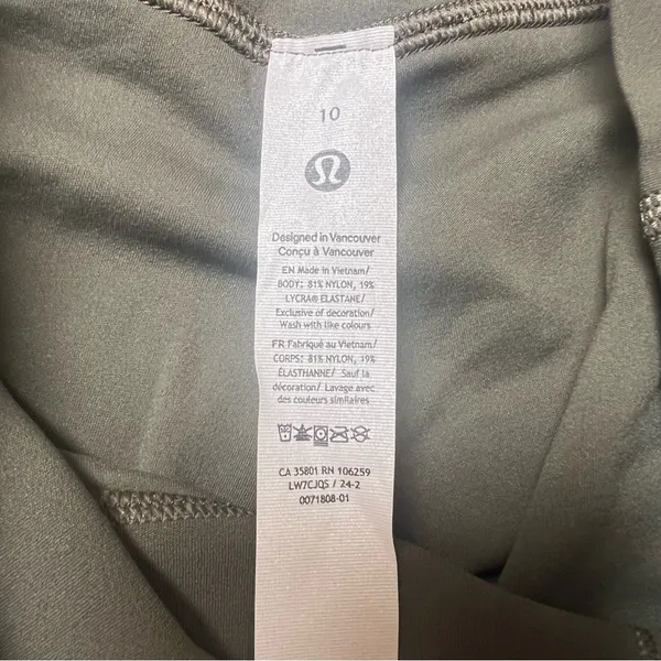 NWT Lululemon Align High Rise Short 4” Army Green Women’s Shorts Size 10 - Image 7