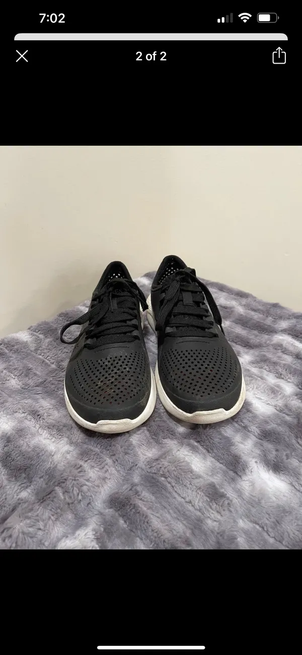 Croc Tennis Shoes Size 9 - Image 2